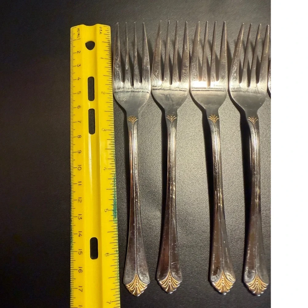 Towle Santa Barbara Salad Forks Set of 6 Stainless Steel‎ Gold Accent 7 Inch